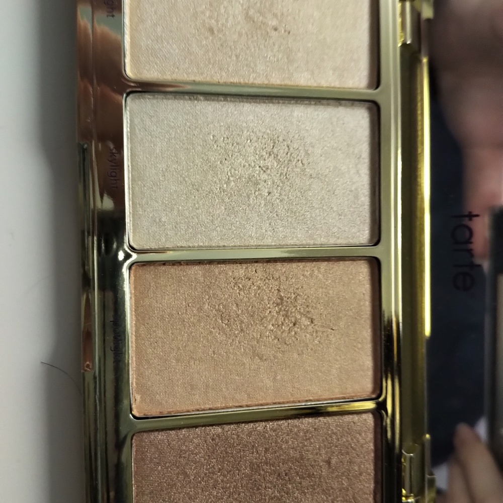 Makeup Bundle - Picture 5 of 7
